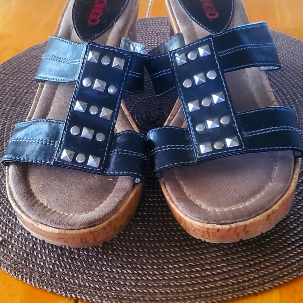Wedge sandals